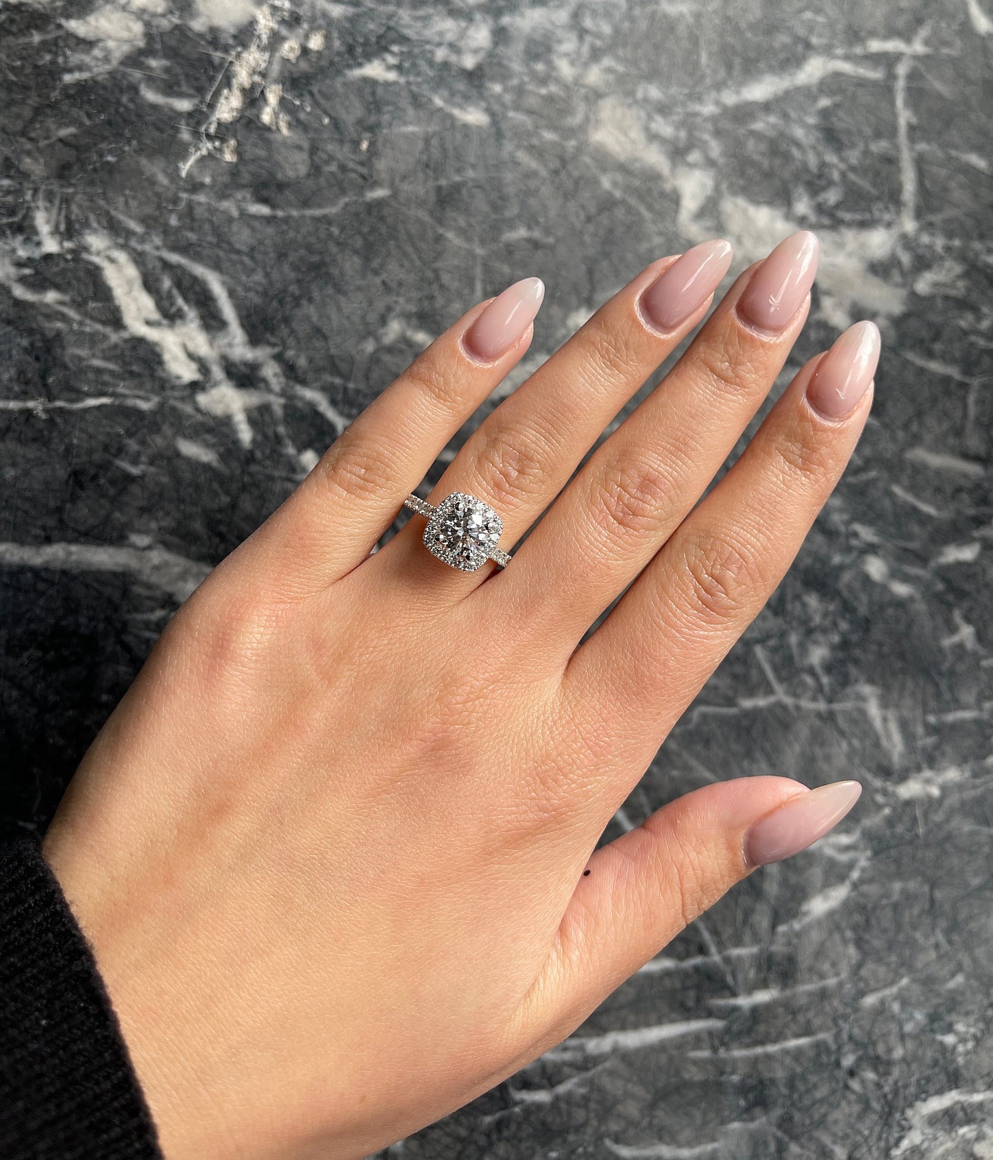 Round Cut 2 carat D Color VVS2 Clarity IGI Certified Lab Grown Diamond Halo Engagement Ring, Side Round Diamonds