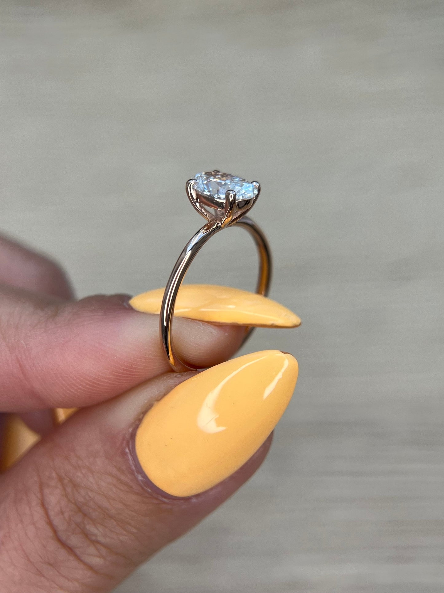 Oval 1 Carat F Color VVS2 Clarity IGI Certified Lab Grown Diamond Solitaire Engagement Ring