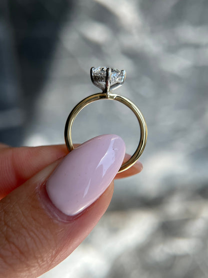 Unique Compass Set Two Tone Oval 2 carat IGI Certified F color VS1 clarity Lab Grown Diamond Solitaire Hidden Halo Engagement Ring