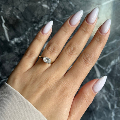 East to West Oval Cut 1 Carat D Color VVS2 Clarity IGI Certified Lab Grown Diamond Solitaire Engagement Ring Claw Prongs