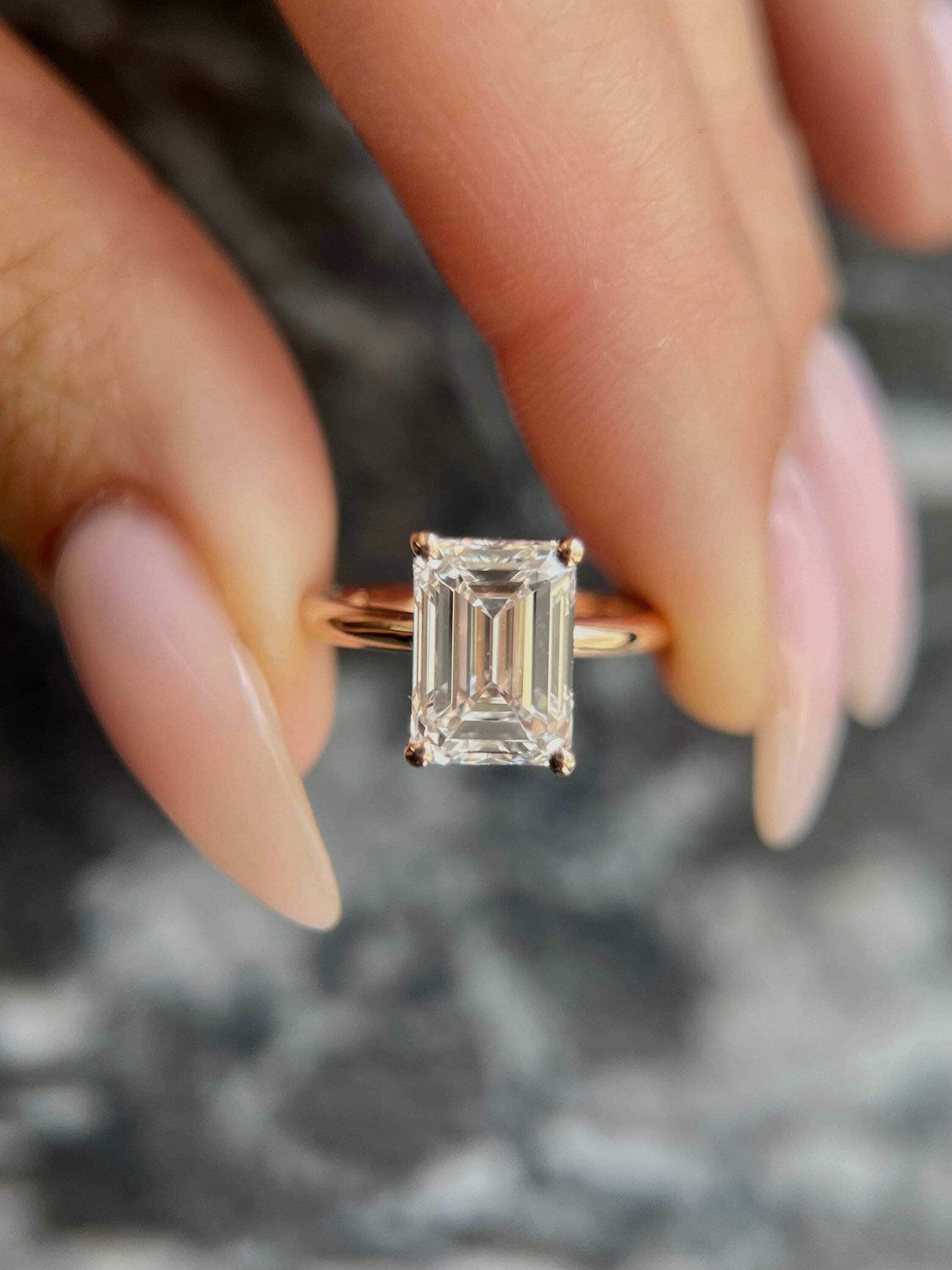 Emerald Cut 2.5 carat IGI Certified Lab Grown Diamond with G Color and VVS2 Clarity, Handmade of Solid Gold Solitaire Engagement Ring